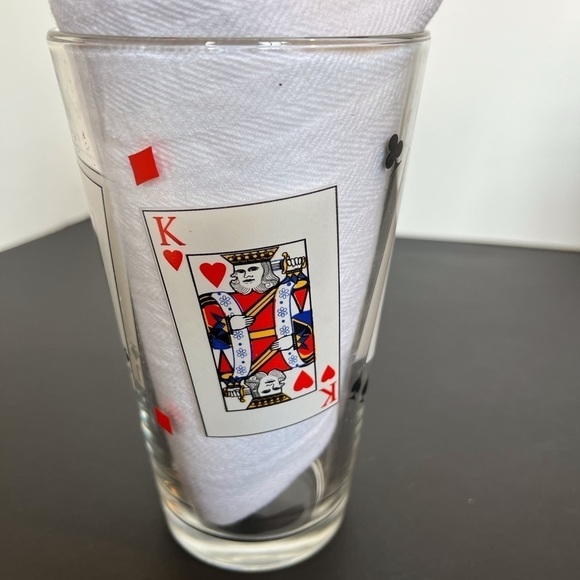 Vintage Card Party Glasses - Picture 3 of 8